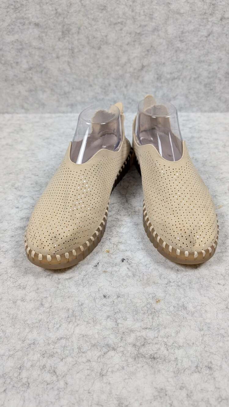 Ilse Jacobsen Hornbaek Tulip Perforated Slip-On Shoes Neutral Sparkle Size 9